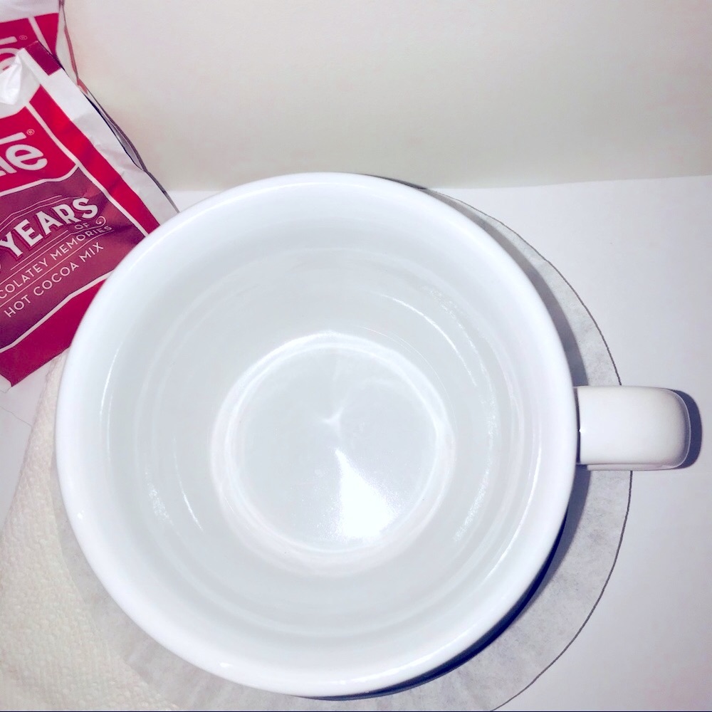 Godiva chocolatier ceramic mug white - Picture 2 of 6